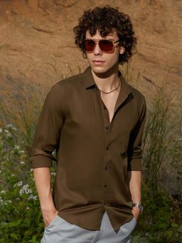 Campus Sutra - Men Olive Solid Button-Up Shirt