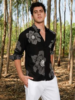 Campus Sutra - Men Obsidian Black Maxi-Floral Shirt