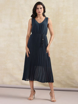 Cream - Crpina Blue Pleated Midi Dress