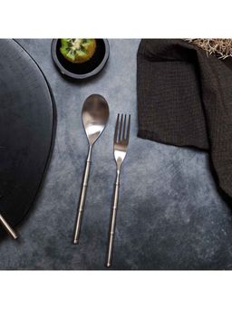 Isaaka - Ring Cutlery (Silver)