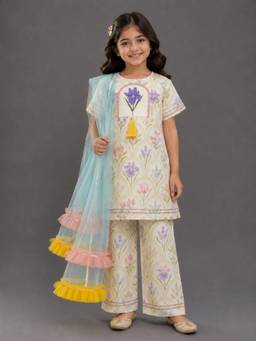 The Little Tales - White Hand paint Straight Kurta With Pant And Dupatta