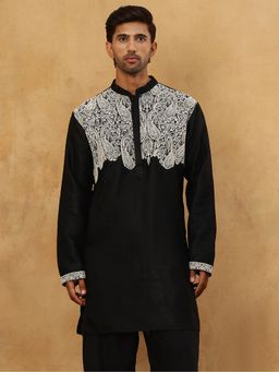 Jompers - Men Black Silk Blend Embroidered Kurta