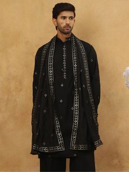 Jompers - Men Black Silk Blend Embroidered Kurta with Dupatta