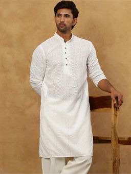 Jompers - Men White Chikankari Embroidered Kurta
