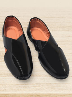 FREEPLAY - Boys Black Synthetic Leather Solid Loafers