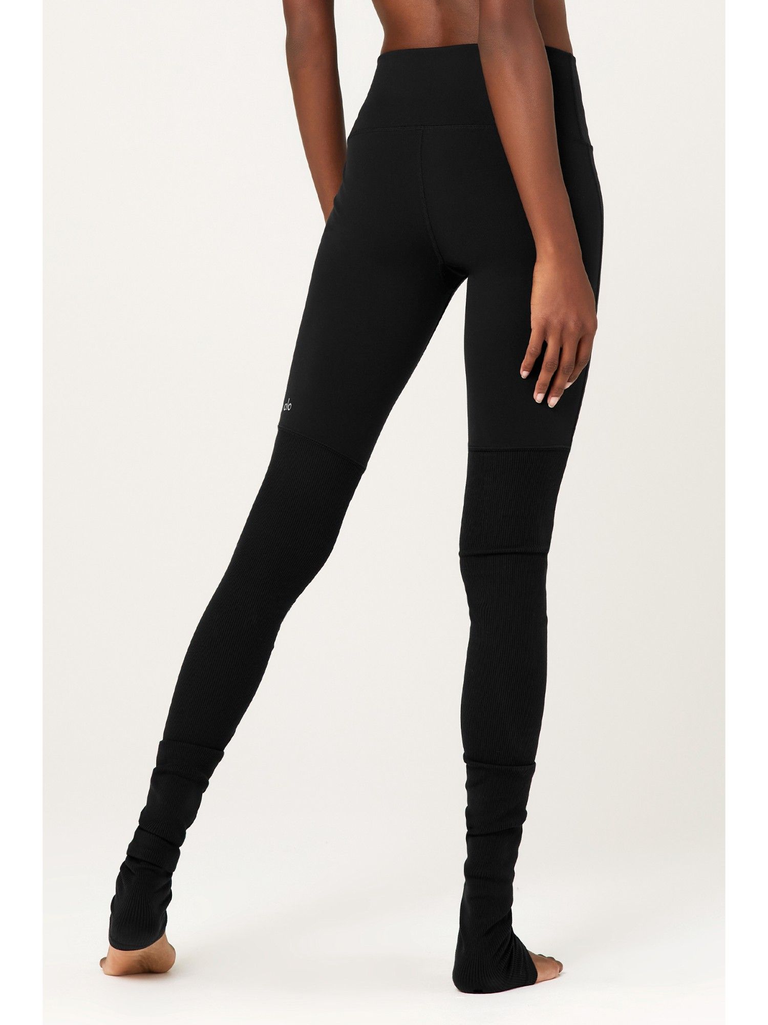 ヨガ・ピラティス Alo yoga High Waist Goddess Legging Alo Yoga High Waisted Goddess Yoga Leggings at YogaOutlet