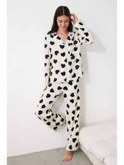 Trendyol - Heart Print Pyjamas (Set of 2)