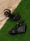 Black color option, Sold out