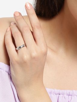 OOMPH - Cubic Zirconia Delicate Engagement Proposal Fashion Ring (Size 8)