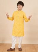 Yellow color option, Currently selected