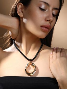 Sohi - Women'S The Ubud Rope Pendant Necklace - California Gold