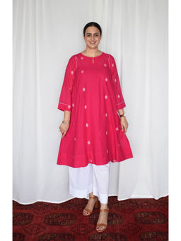 HOUSE OF MOXA - Rani Pink Jamdani Kurta with Side Gathers