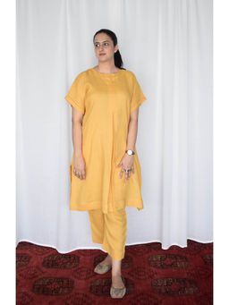 HOUSE OF MOXA - Yellow Linen Kurta and Pants (Set of 2)