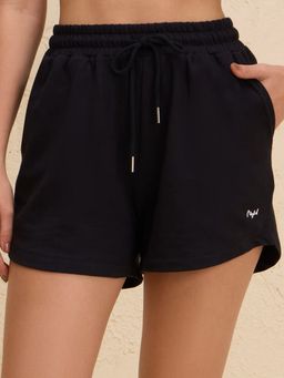 Nykd by Nykaa - Summer Essential Cotton Relaxed Fit Shorts with Pockets-NYAT504-Jet Black