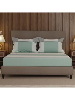 Boutique Living - Valatie 200 TC Multi-Color Geometric Fitted Bedsheet With 2 Pillow Covers (King)