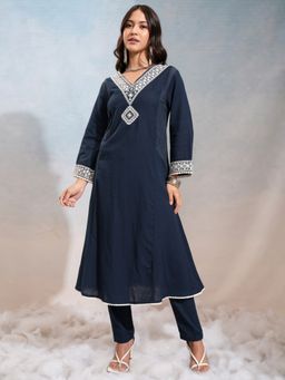 VISHUDH - Indigo Women Embroidered Kurta & Pant (Set of 2)