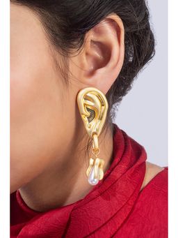 MINJI AND CO. - Modern Pearl Drop Earrings