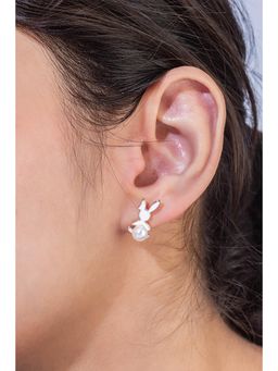 MINJI AND CO. - Slim Design Elegant Gold Plated Brass Refined Look Studs Earrings