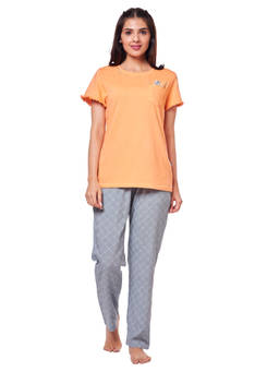 July Nightwear - Women Peach T-Shirt and Pyjama (Set of 2)