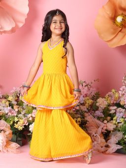 SAKA DESIGNS - Yellow Printed Regular Fit Co-Ord Set