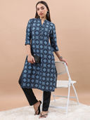 Navy Blue color option, Currently selected