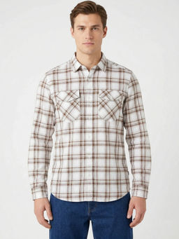 Wrangler - White Pure Cotton Half Sleeves Regular Fit Checks Shirts