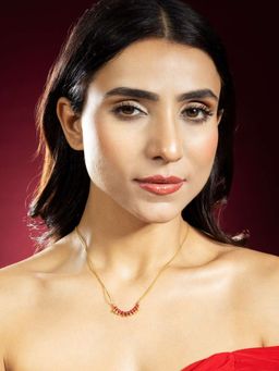 Niscka - Gold Plated Chain with Pink Stone