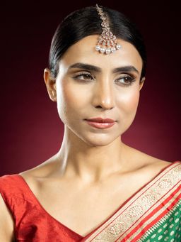 Niscka - Rose Gold White American Diamond & Pearl Maang-Tika