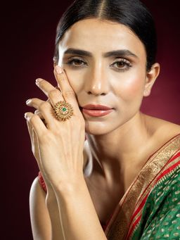 Niscka - 24K Gold-Plated Antique Emerald Ring (Adjustable)