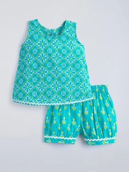 Hopscotch - Blue Cotton Floral Blue Top with Shorts