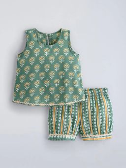 Hopscotch - Green Cotton Floral Top with Shorts