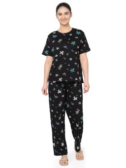 Smarty Pants - Women Black Floral Printed Cotton T-Shirt And Pyjama