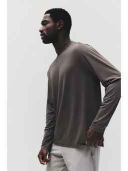 H&M - Men Brown Long-Sleeved Sports Top With Drymove