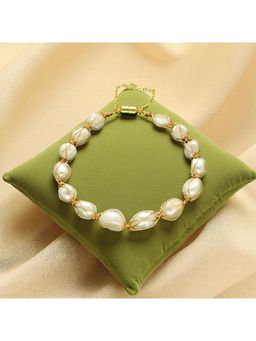Sri Jagdamba Pearls - Elegant Linde Pearl Bracelet