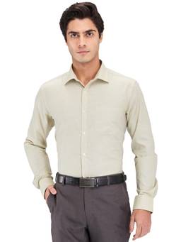 Park Avenue - Slim Fit Solid Medium Green Formal Shirt