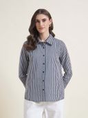 Navy Blue color option, Currently selected