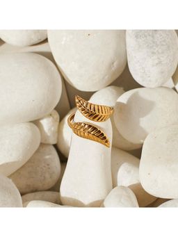 Salty - Ivy Embrace Golden Ring