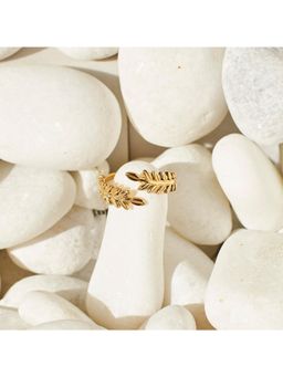 Salty - Gold Dewdrop Ring