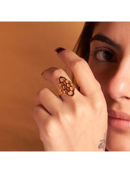 Salty - Gold Edwardian Engagement Ring