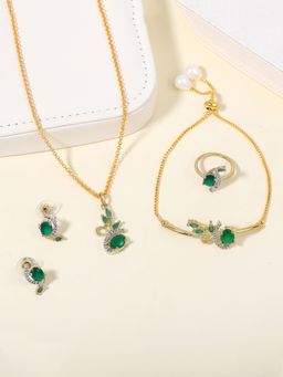 Estele - Green Stylish and Luxurious Gehena Pendant Combo Set