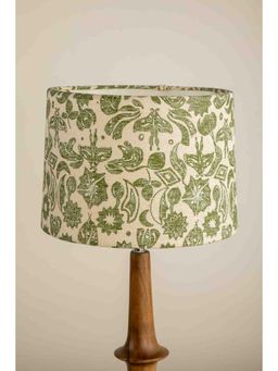 Freedom Tree - Loose Weave Creatures Of The Night Leaf Green Lampshade