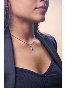 Vinher - White Trio Necklace