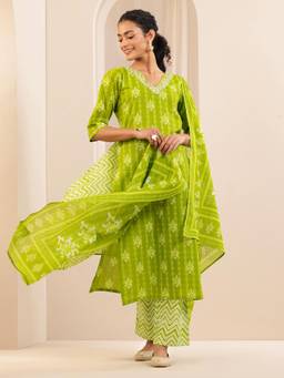 Libas - Green Floral Printed Straight Kurta with Palazzo & Dupatta (Set of 3)