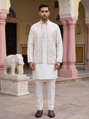White color option, Currently selected