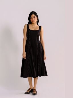 BUDUN - Nyla Black Panelled Midi Dress