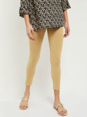 Beige color option, Currently selected