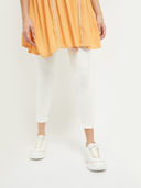 Off White color option, Currently selected