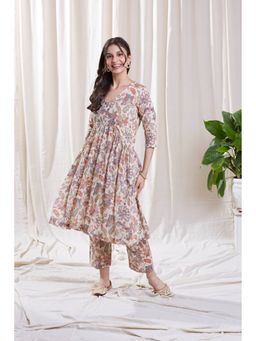 Hasttvam - Riya White Kurta with Pant (Set of 2)