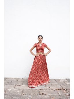 Hasttvam - Tara Lehenga and Blouse (Set of 2)