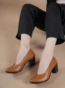 Brown color option, Sold out, Currently selected